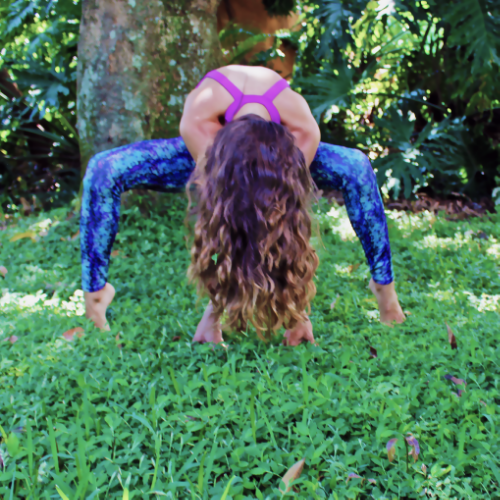 Yogi: @rima_dainelle, Outfit: @sularawear
