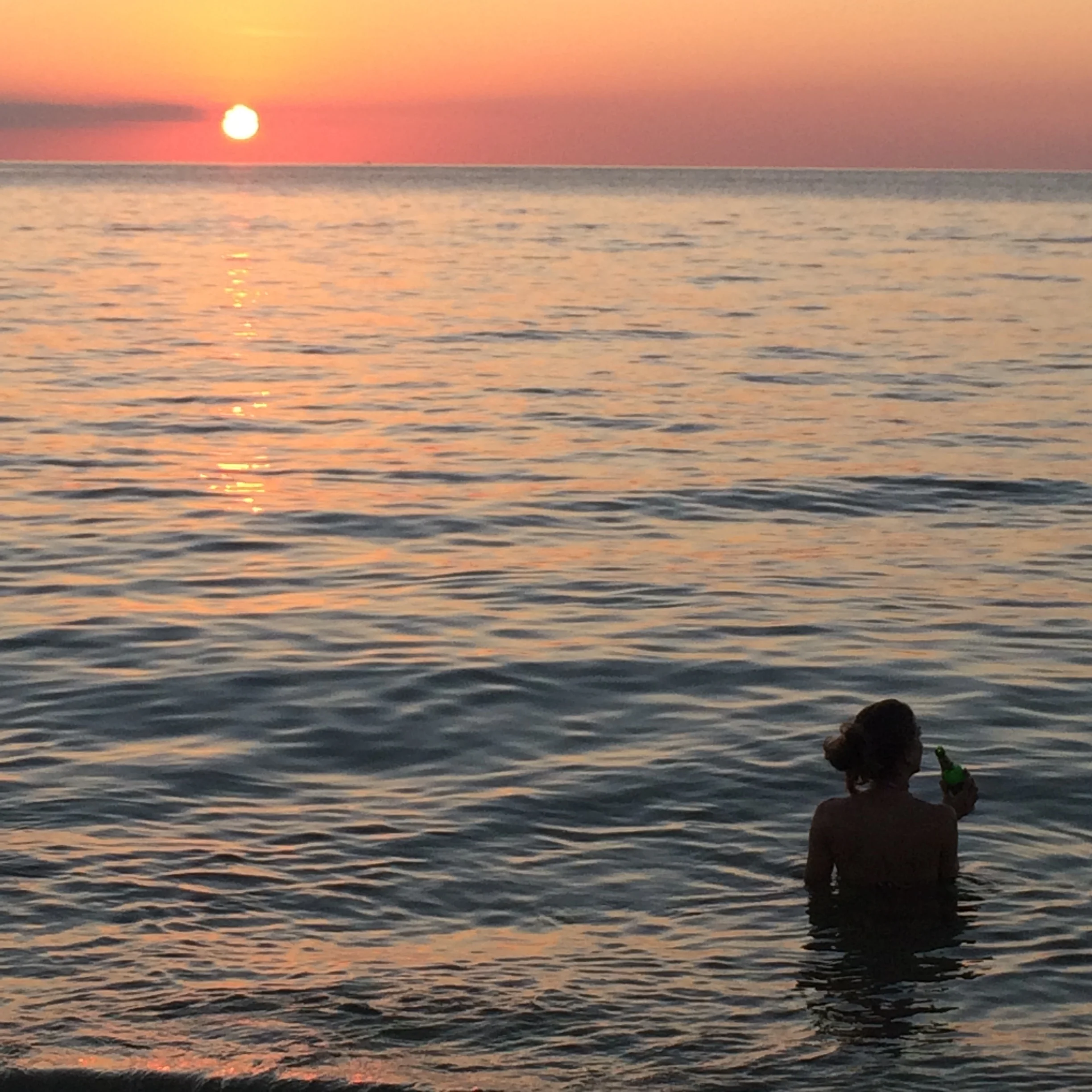 Sunset and beer - score.