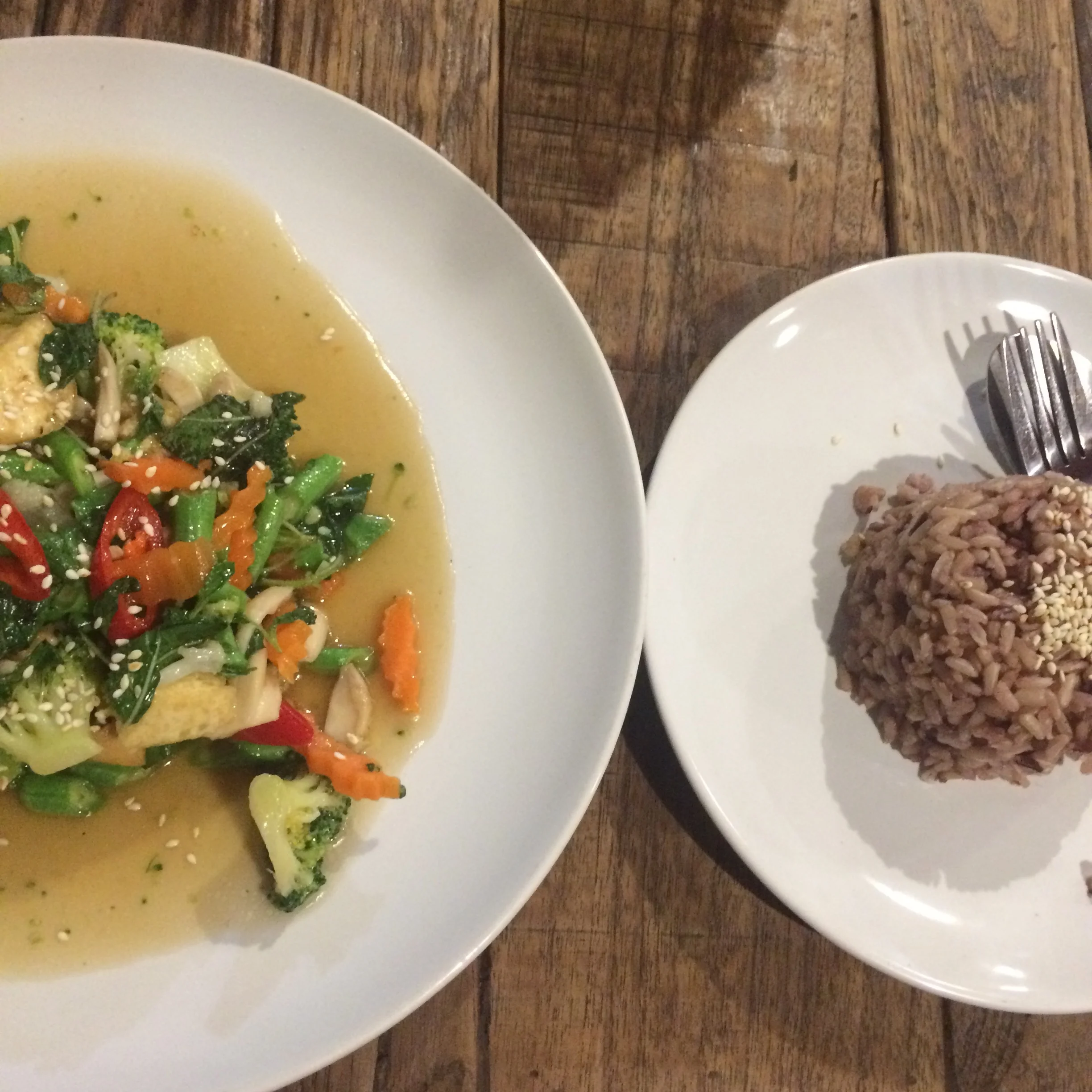 Veggie stir fry with brown rice on the side (finally, some brown rice!).