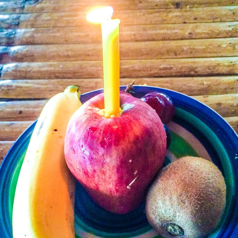 The restaurant near our hotel, Munchie's , made me this birthday "cake" when they found out if was my birthday. It was so sweet!