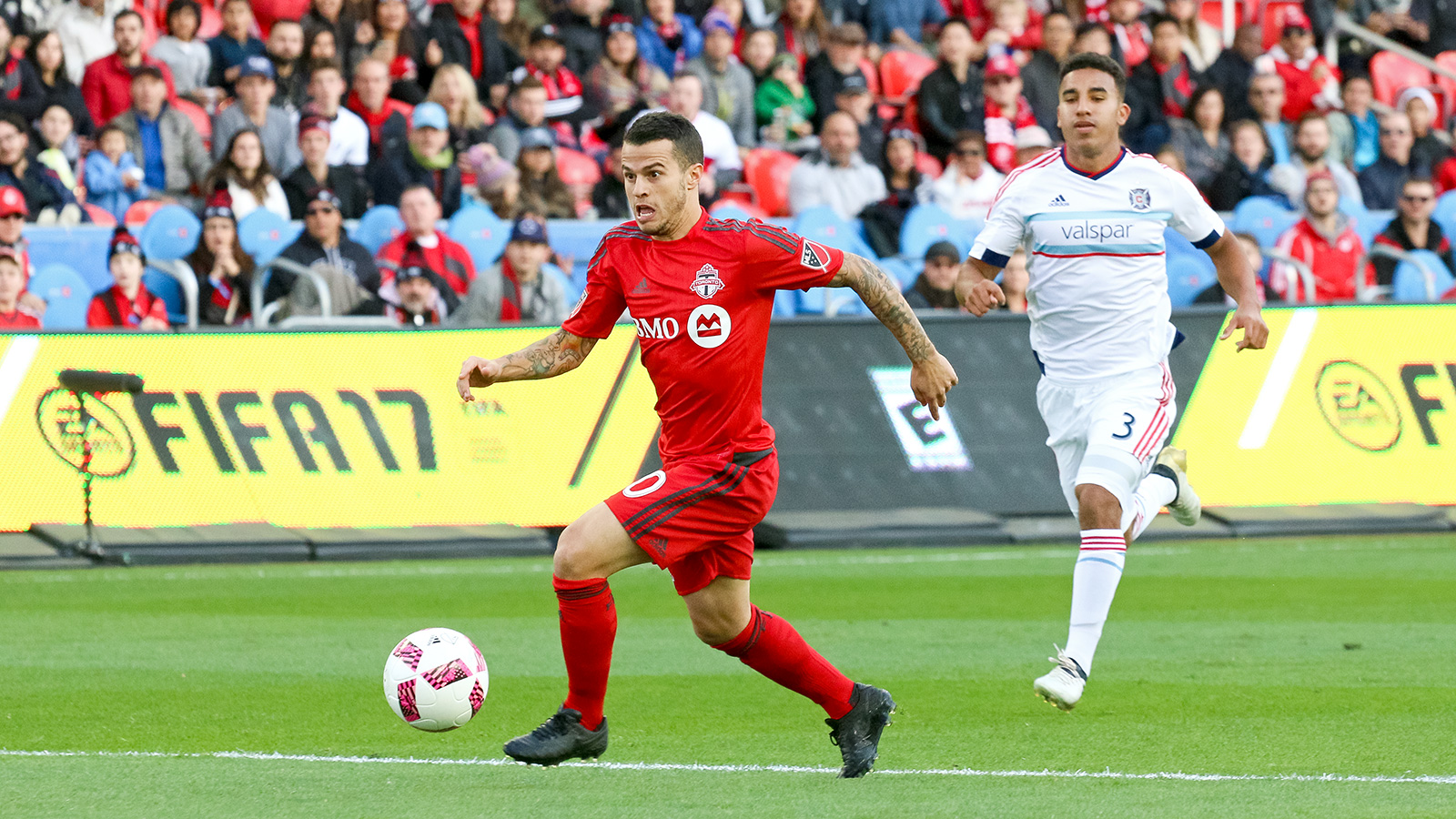 Giovinco breaking away from play.