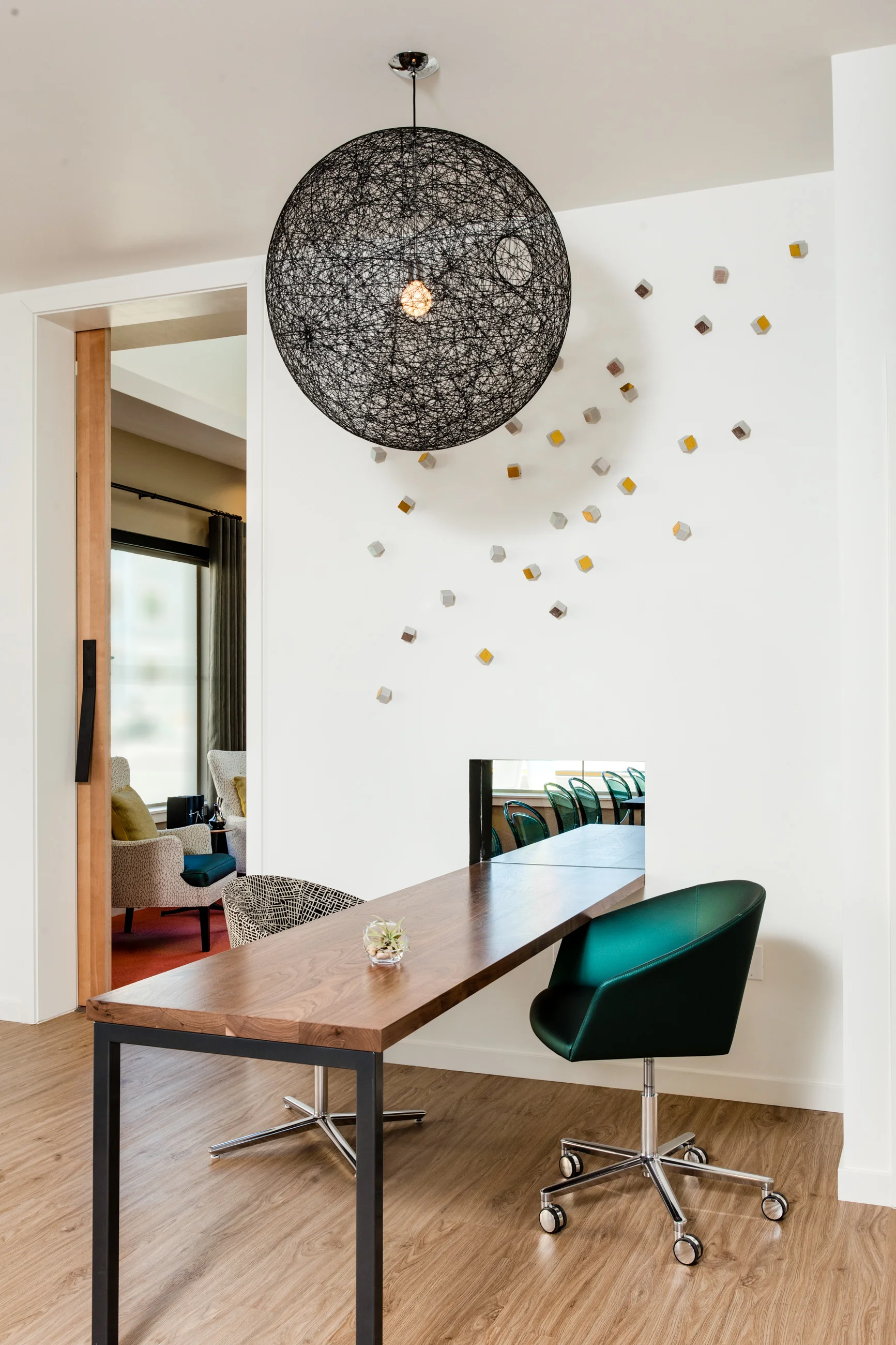 clubhouse-entry-table.jpg