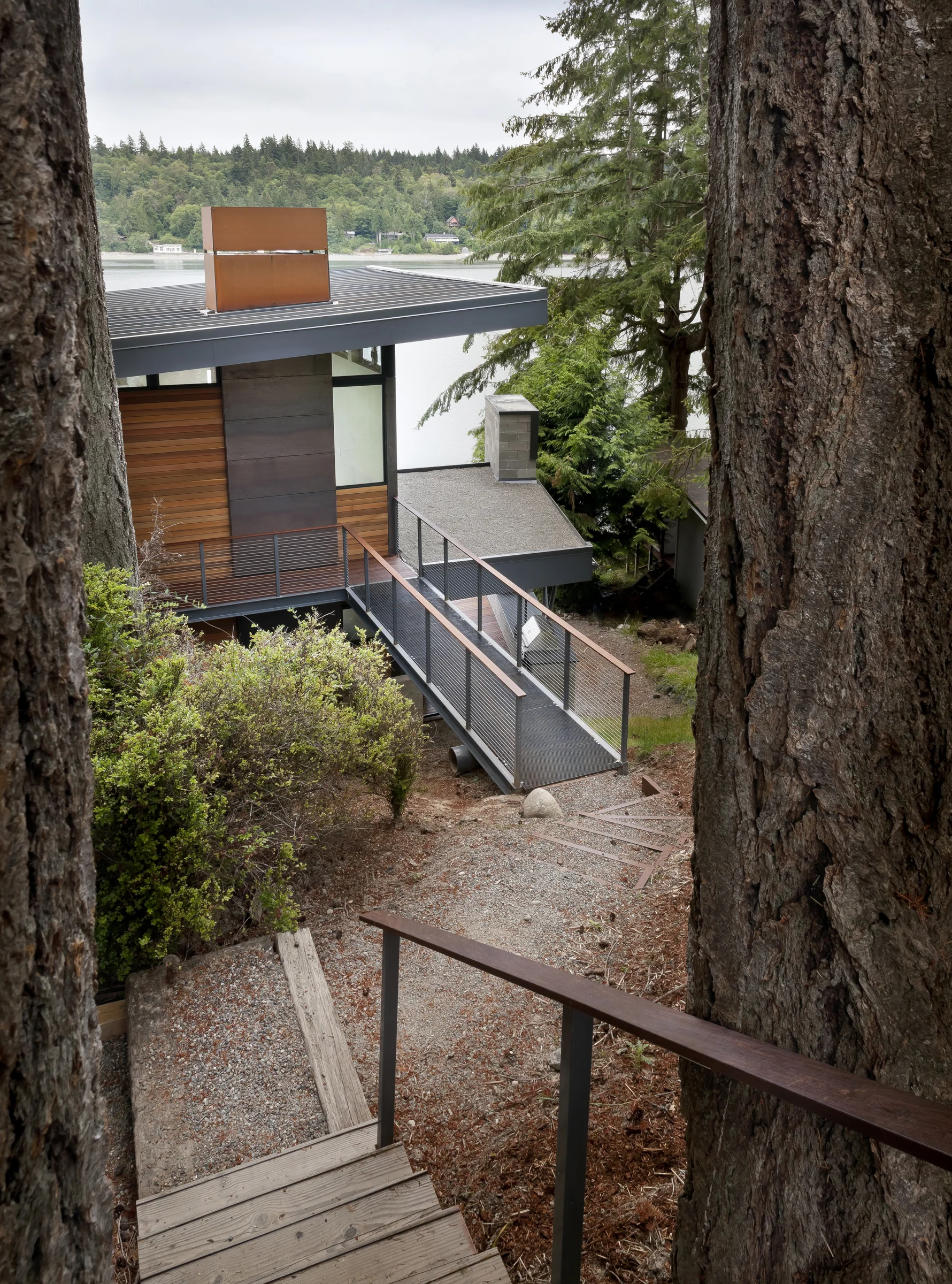 Herron Island Cabin_TBp 005-WEB.jpg
