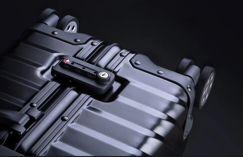 ENKLOZE KLASIK Aluminum Black Suitcase and Carry On — ENKLOZE