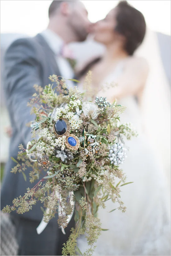 weddingkiss@weddingchicks1.jpg
