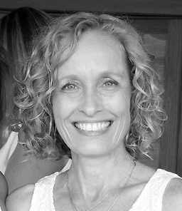 Kellybio.pic copy (1).jpg