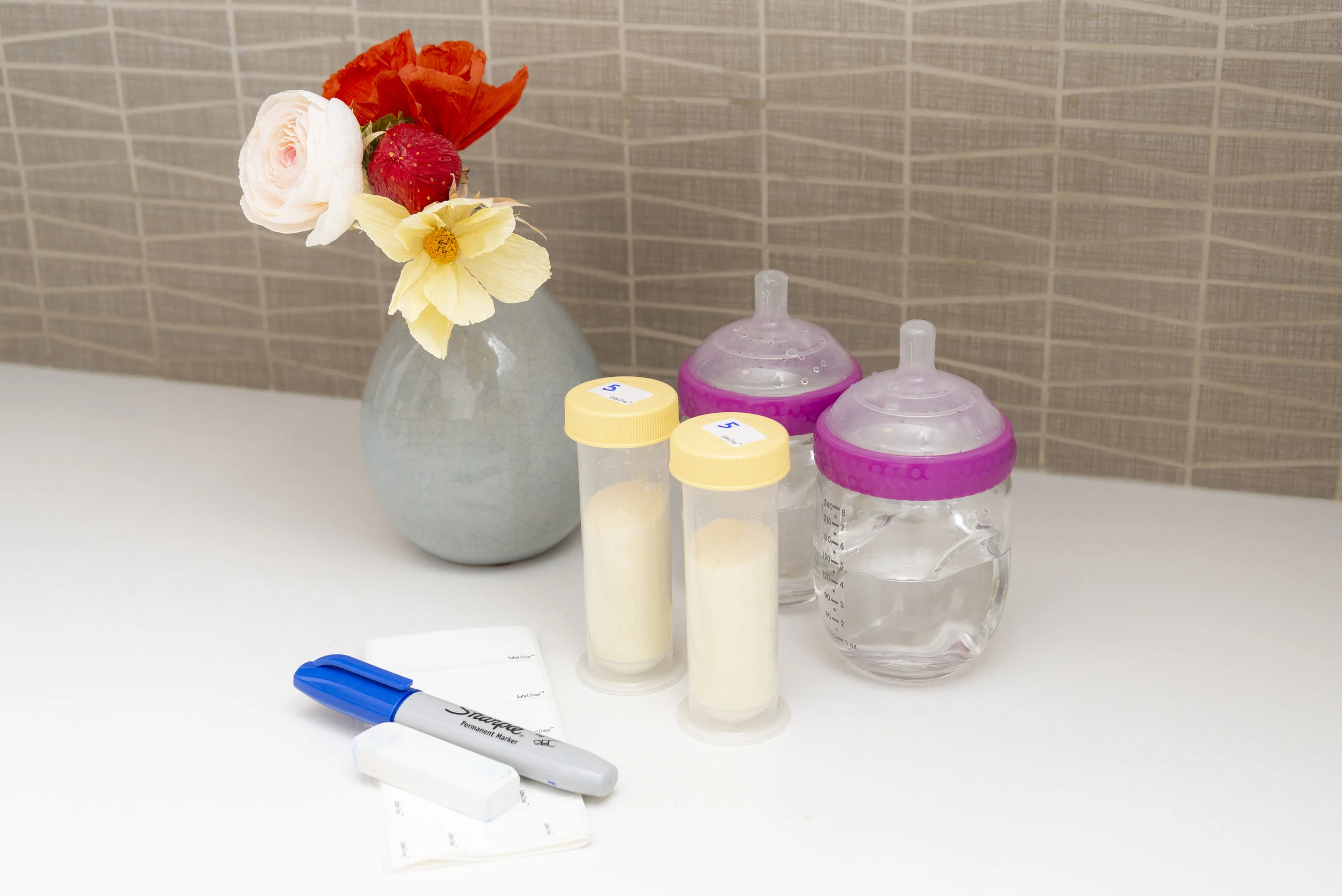 Tips for Formula Feeding, Including Formula Feeding and Bottle Washing on the Go (Travel)