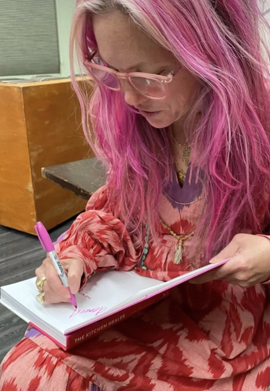 signingbooks.jpg