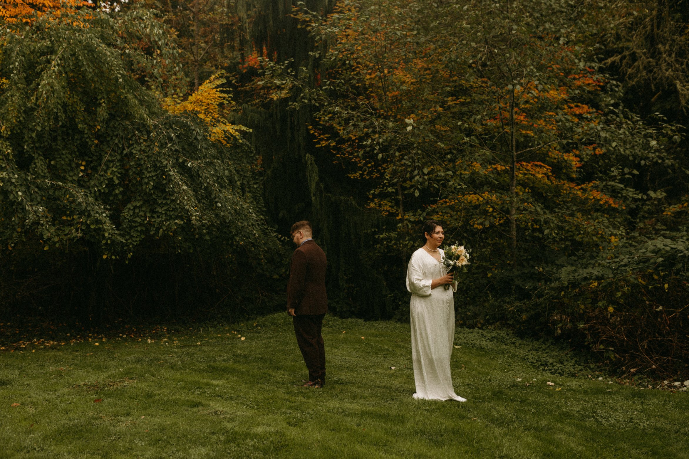 t4t-trans-non-binary-seaside-queer-intimate-wedding-washington-by-genderqueer-elopement-photographer-halle-roland-82.jpg