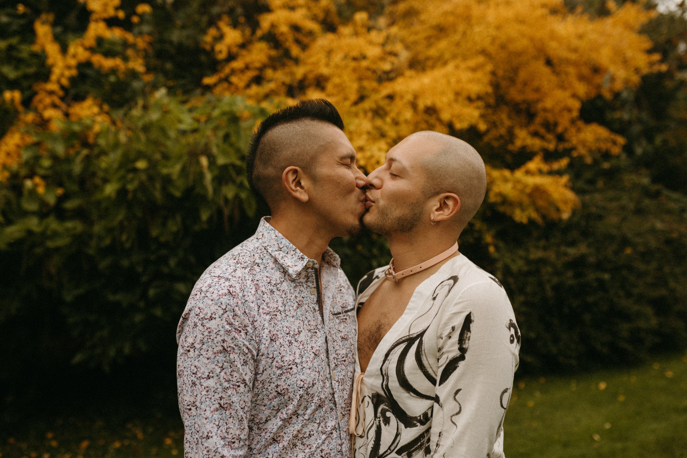 t4t-trans-non-binary-seaside-queer-intimate-wedding-washington-by-genderqueer-elopement-photographer-halle-roland-300.jpg
