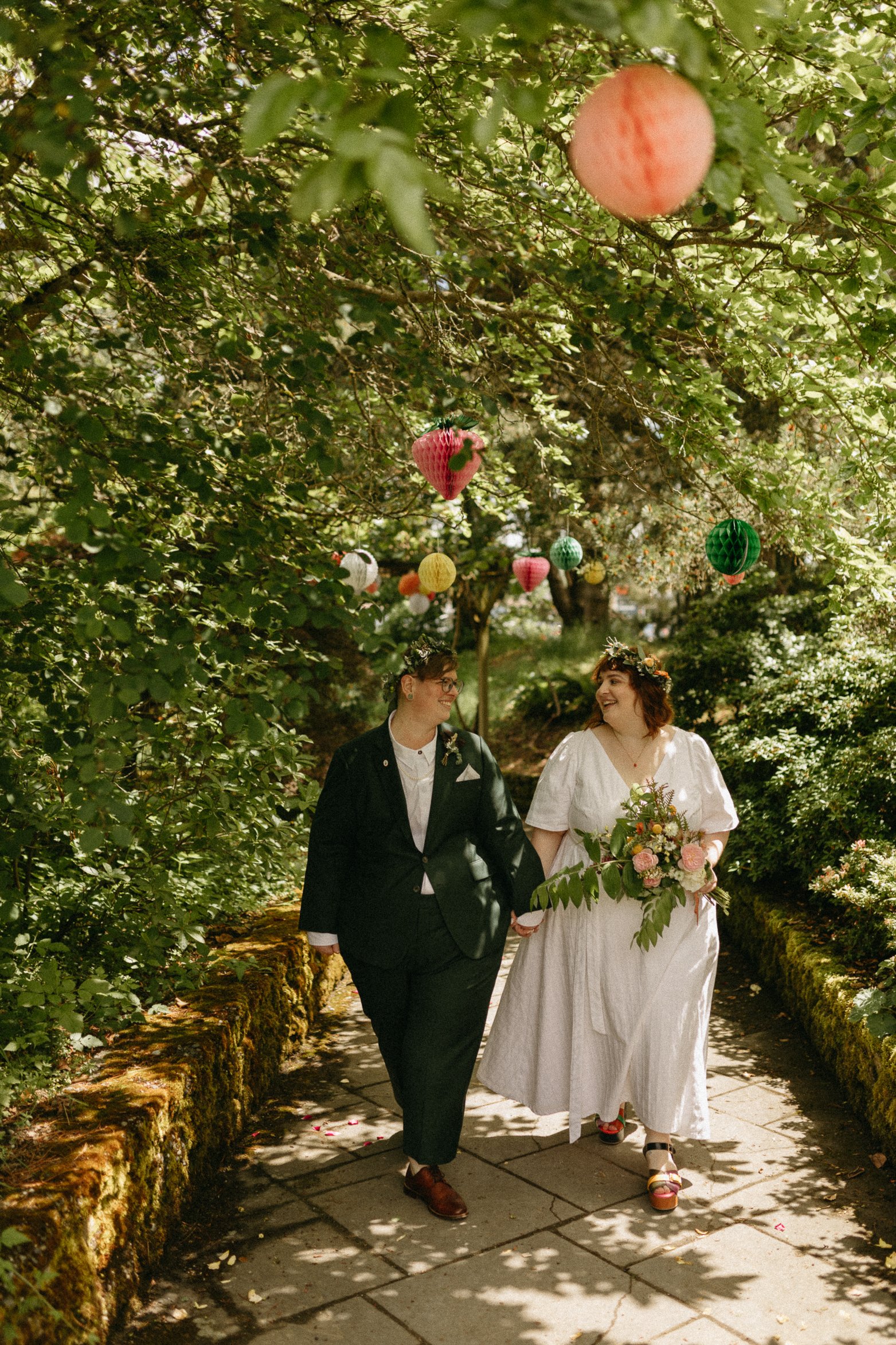 sunsoaked-queer-seattle-washington-arboretum-rose-garden-lqbtq-wedding-by-genderqueer-tacoma-elopement-photographer-halle-roland-photography-29.jpg