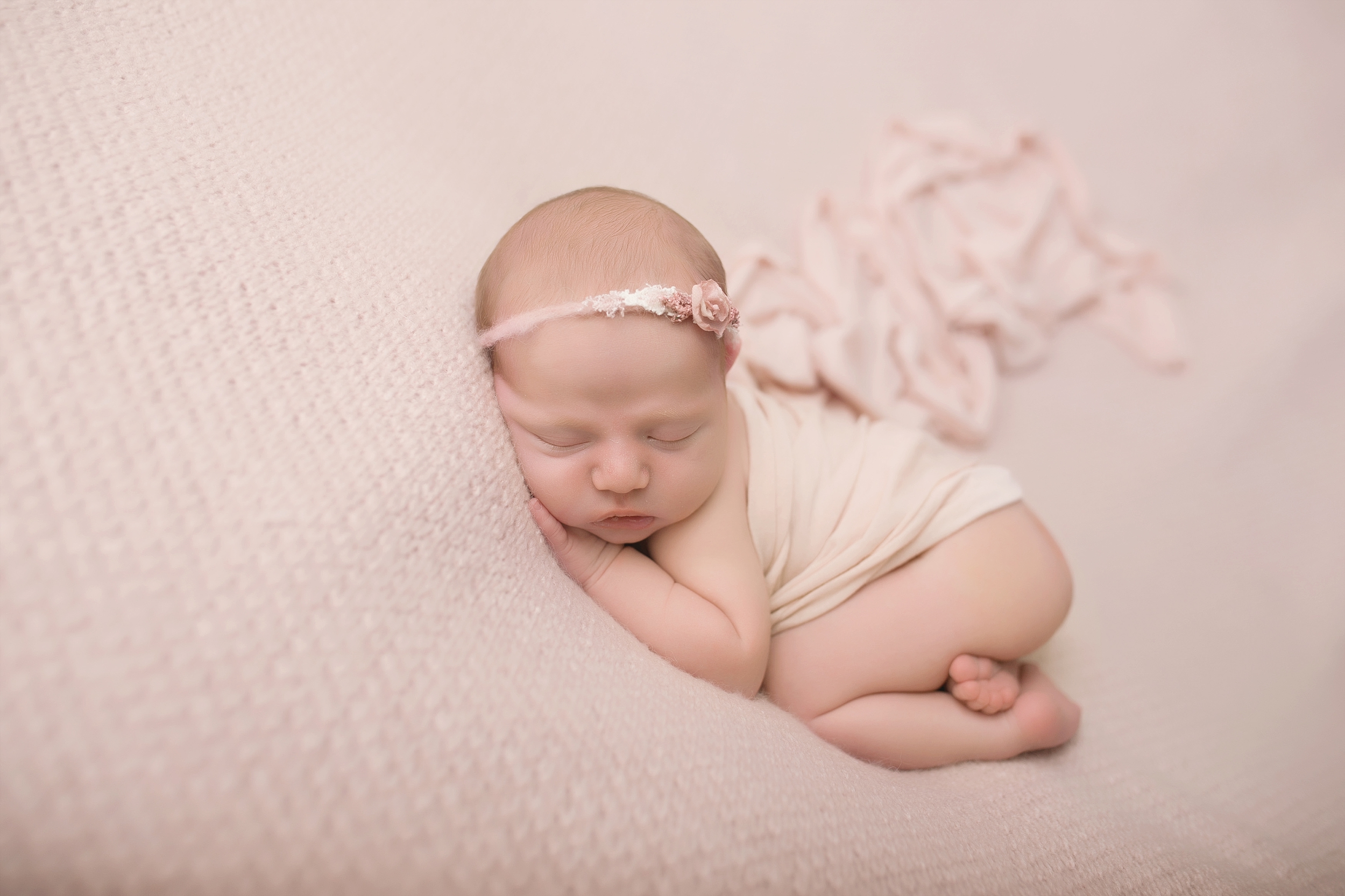 Rotorua New Zealand baby photographer Newborn photography Boy Girl (13).jpg
