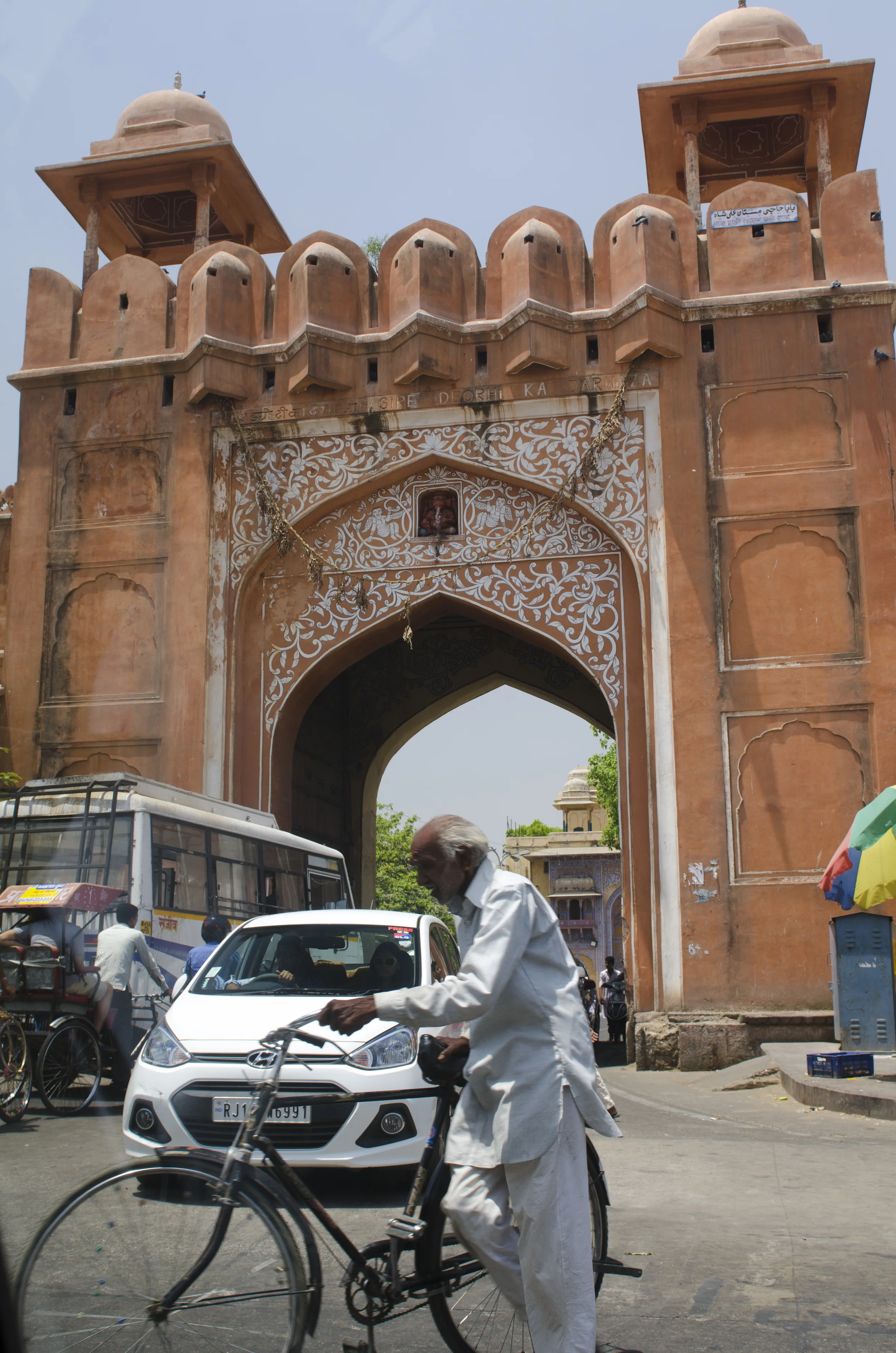 One of the beautiful yet hardly noticed structures of Jaipur