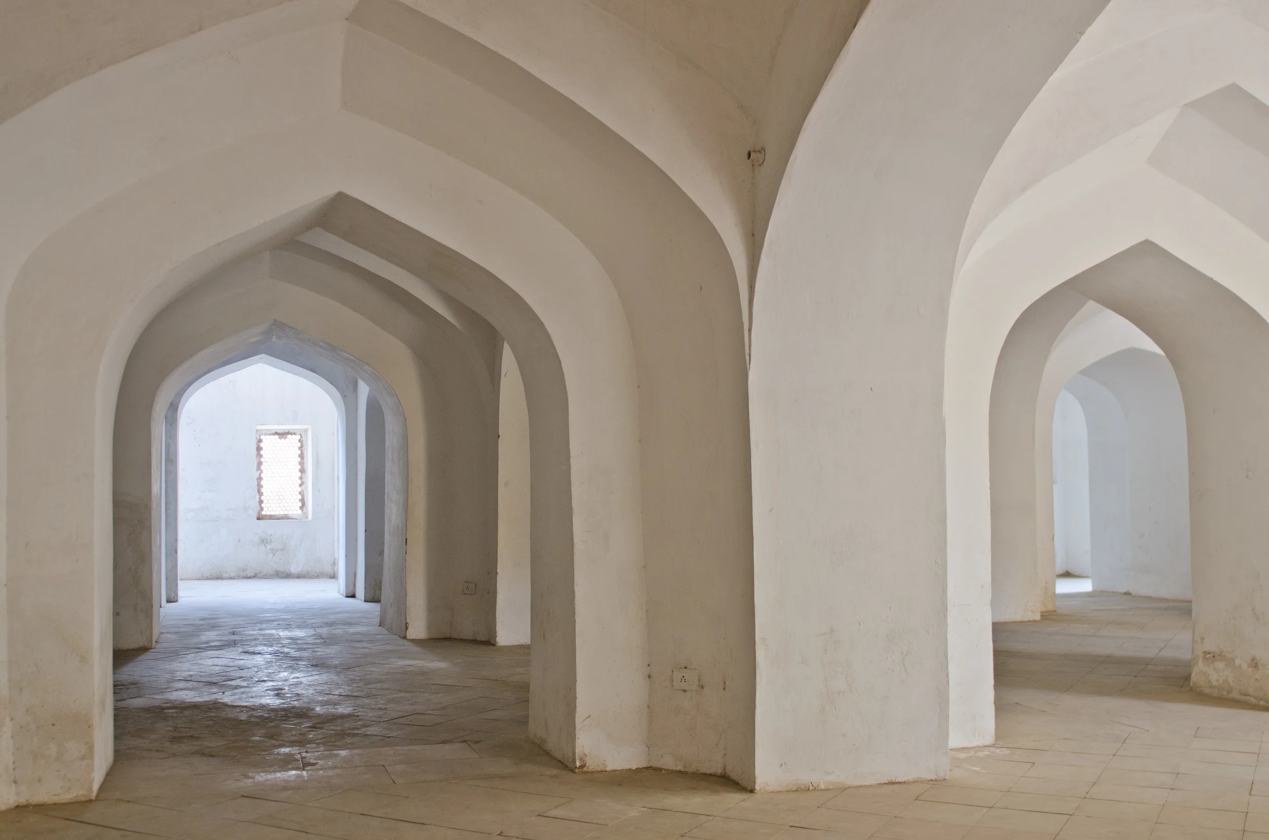 Elegant passages at the Amber Palace