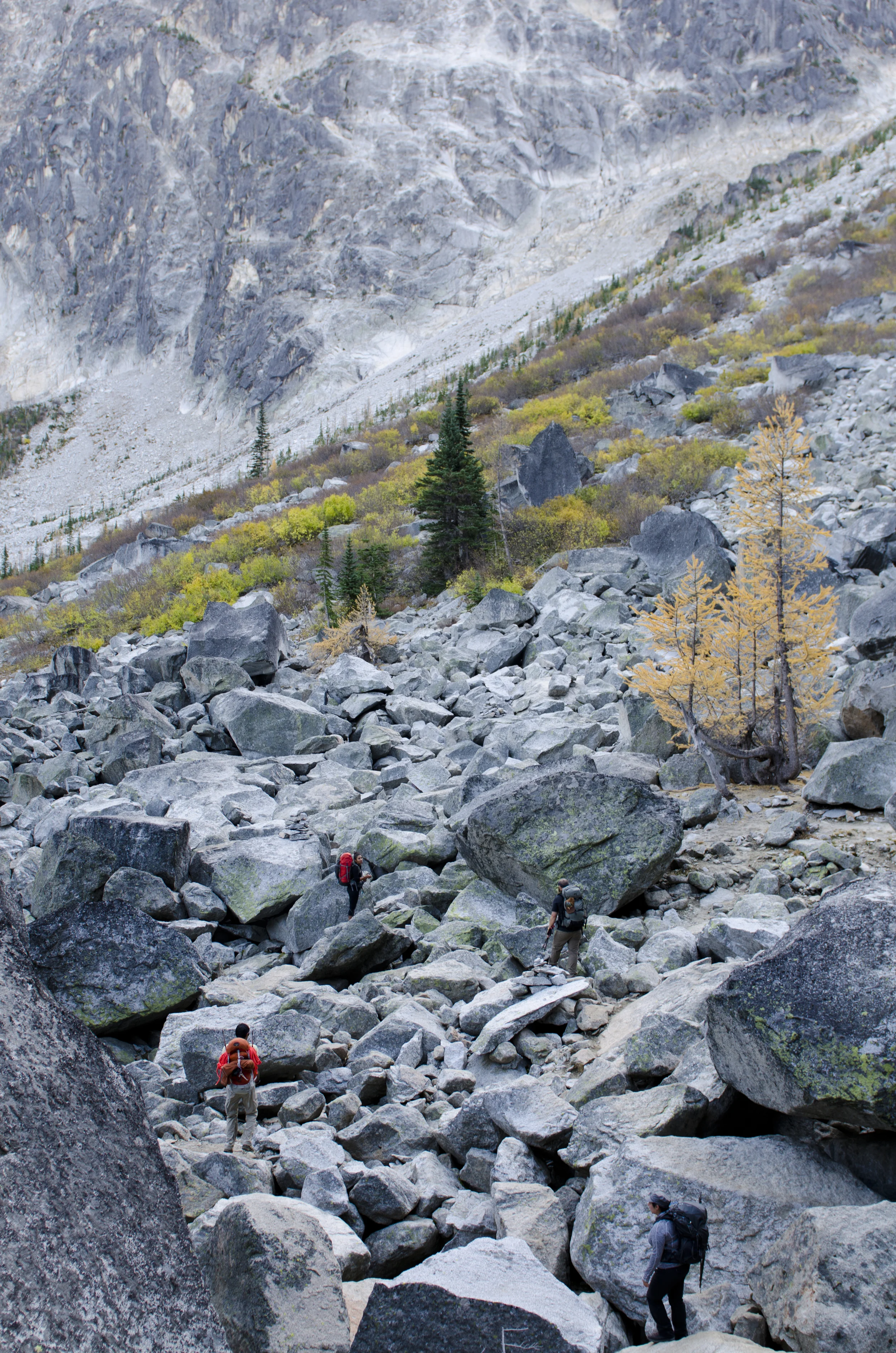 Starting up Aasgard Pass