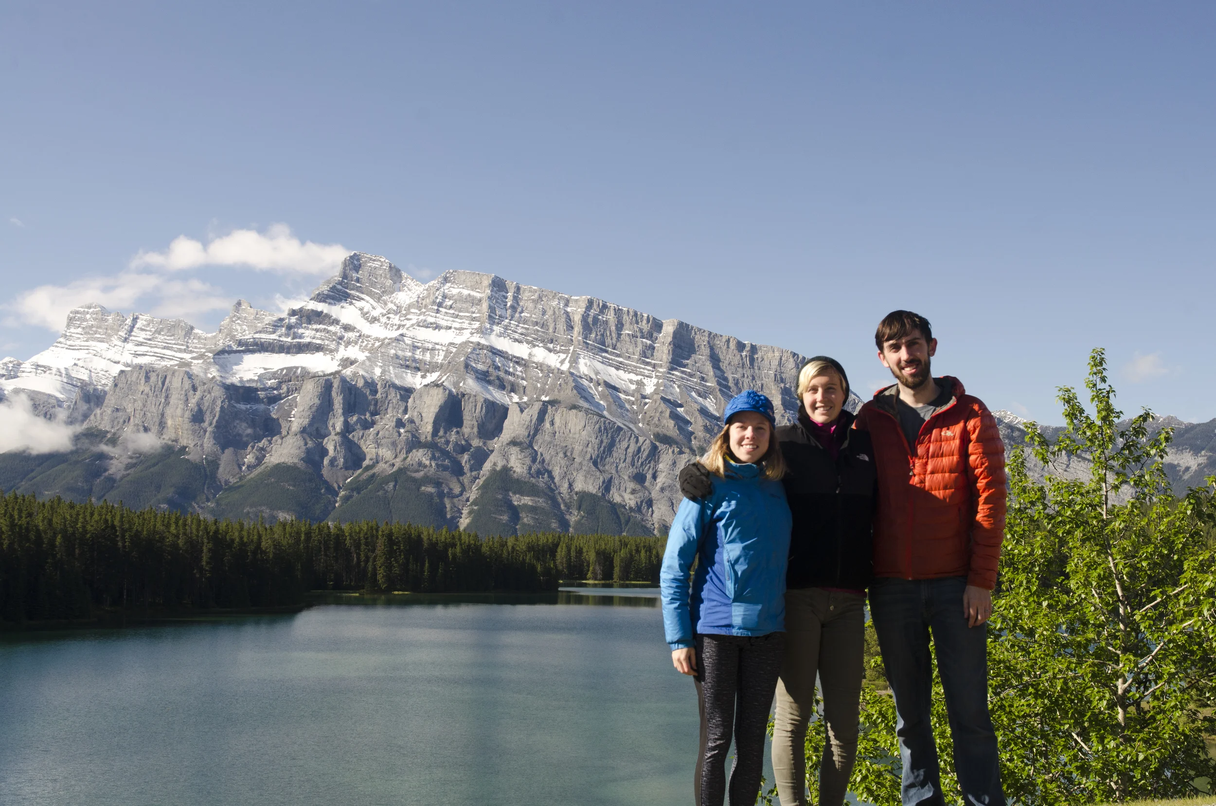When you have a chance to have this as your backdrop, it's a crime not a take a group photo