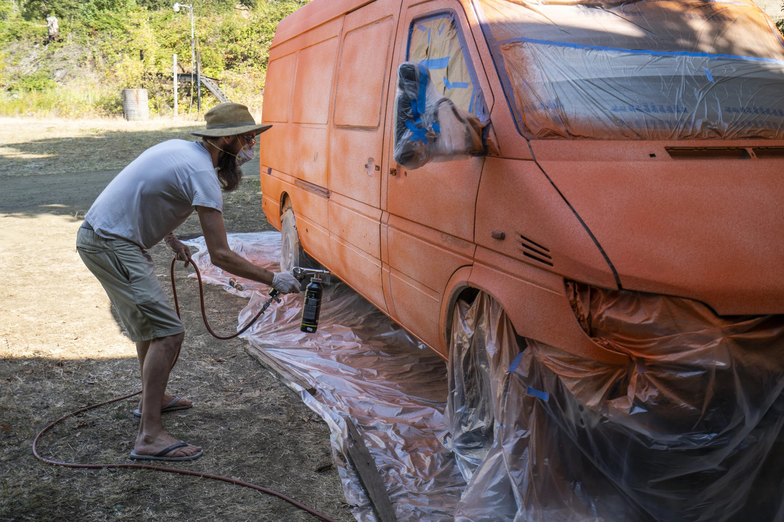 A Diy Guide To Painting Your Van With Bed Liner The Wandering Woods