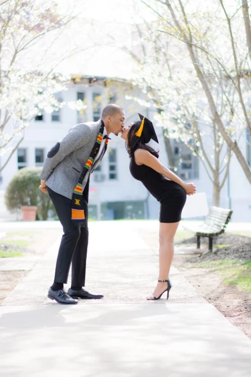 comingoutdachelle:
withlove-sunny:
Closing one chapter and entering a new one with the love of my life #blackexcellence | photo by my amazing and talented friend notinmyyard
This is sooooo cute
