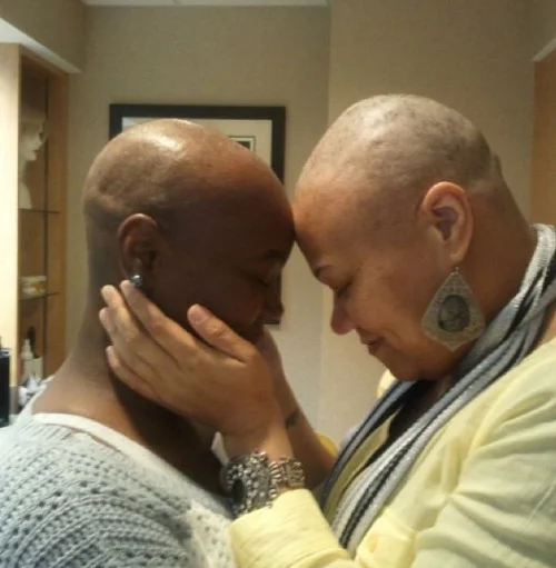 linrenzo:
maurypovichofficial:
3 years ago my aunt was diagnosed with breast cancer and she had to lose her hair but my mom wasn’t gonna let her little sister go through this alone. #blacksisterhood
Look at God