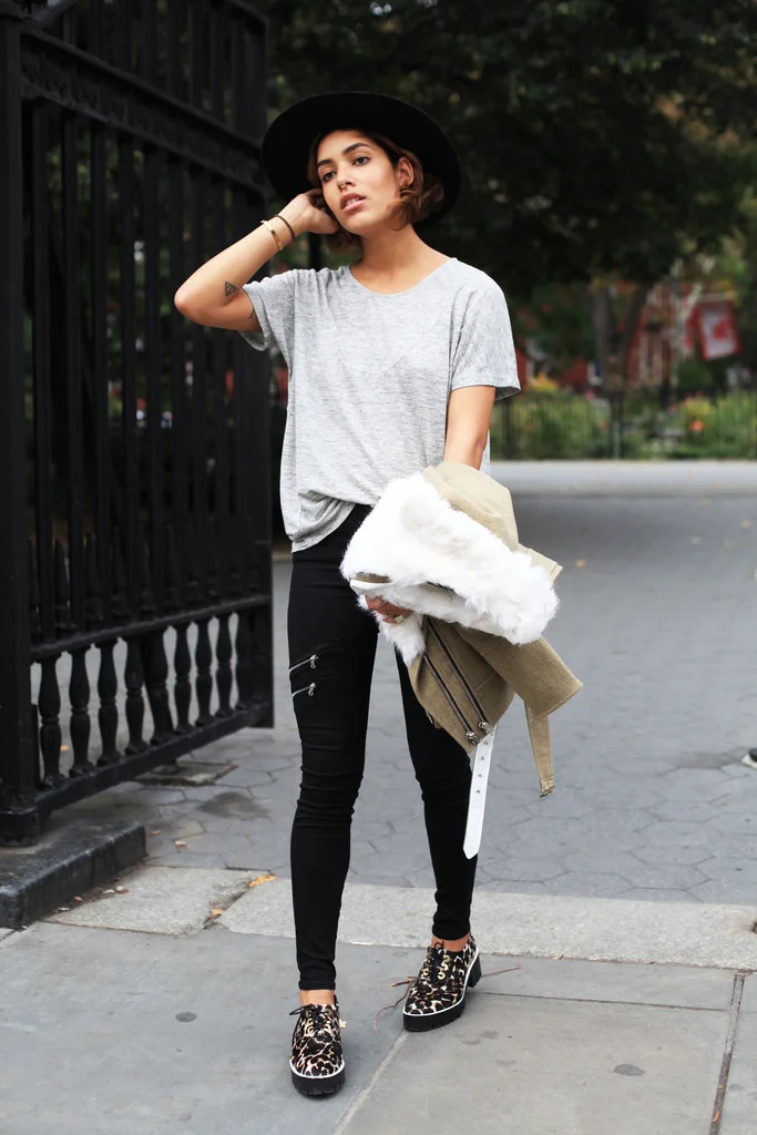 fuckyeah-bloggers:

trop rouge