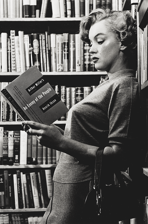 Marilyn Monroe photographed by Ben Ross, 1951