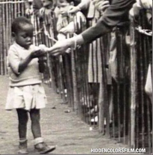 3m4re:
dellahickswilson:
An African Child Being Fed in a Human Zoo, Amsterdam Holland, c.1890
 
to think/
there was
a space
& time
when/
darker skin/
fuller lips
plump asses
& wider hips
were
considered
strange/
features
only for
posting…