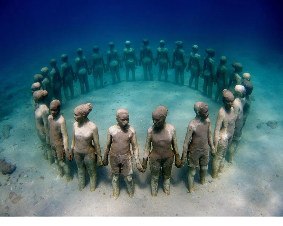 vipeur:
belleandwhistle:
breyanarae:
elegantlytasteless:
Underwater sculpture, in Grenada, in honor of our African ancestors thrown overboard.
I couldnt not reblog this, it’s so powerful to me.
oh my god.
beautiful