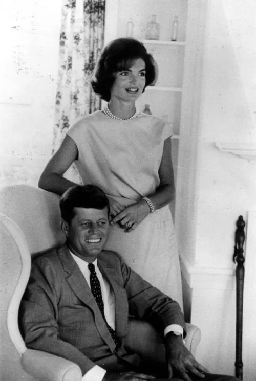 k3nn3dys:
mrs-kennedy-and-me:
One day in the White House pool when JFK suddenly walked in after putting his swim trunks on joining Mimi Alford and her dumbstruck friends, he ordered for a box to be brought to the poolside. Inside the box were anim…