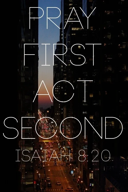 spiritualinspiration:
When unexpected things happen — trials, difficulty or tragedy — the enemy sends a whirlwind of fear to try to shake our faith and steal our focus. His goal is to take our eyes off of God and cause us to feel overwhelmed by cir…