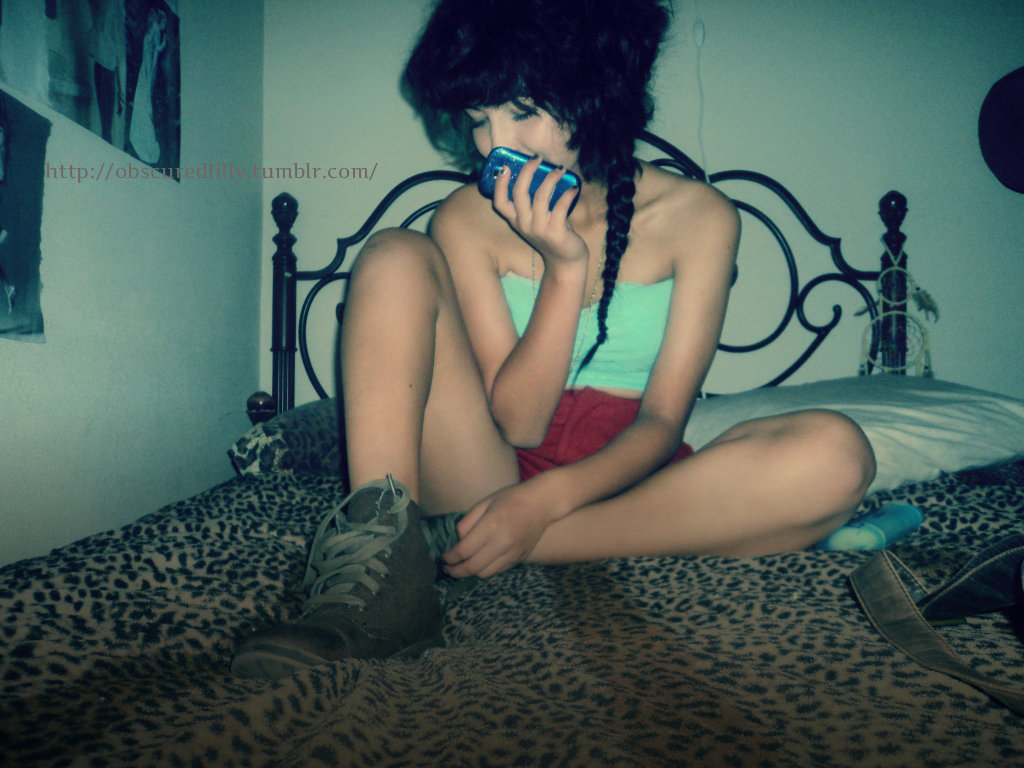 obscuredlilly:

friday night after the drinks