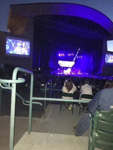 No one in front of us, score!