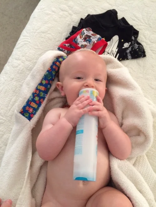 Bath time for the boys is our favorite time of the day, who doesn't love the smell of a clean baby?