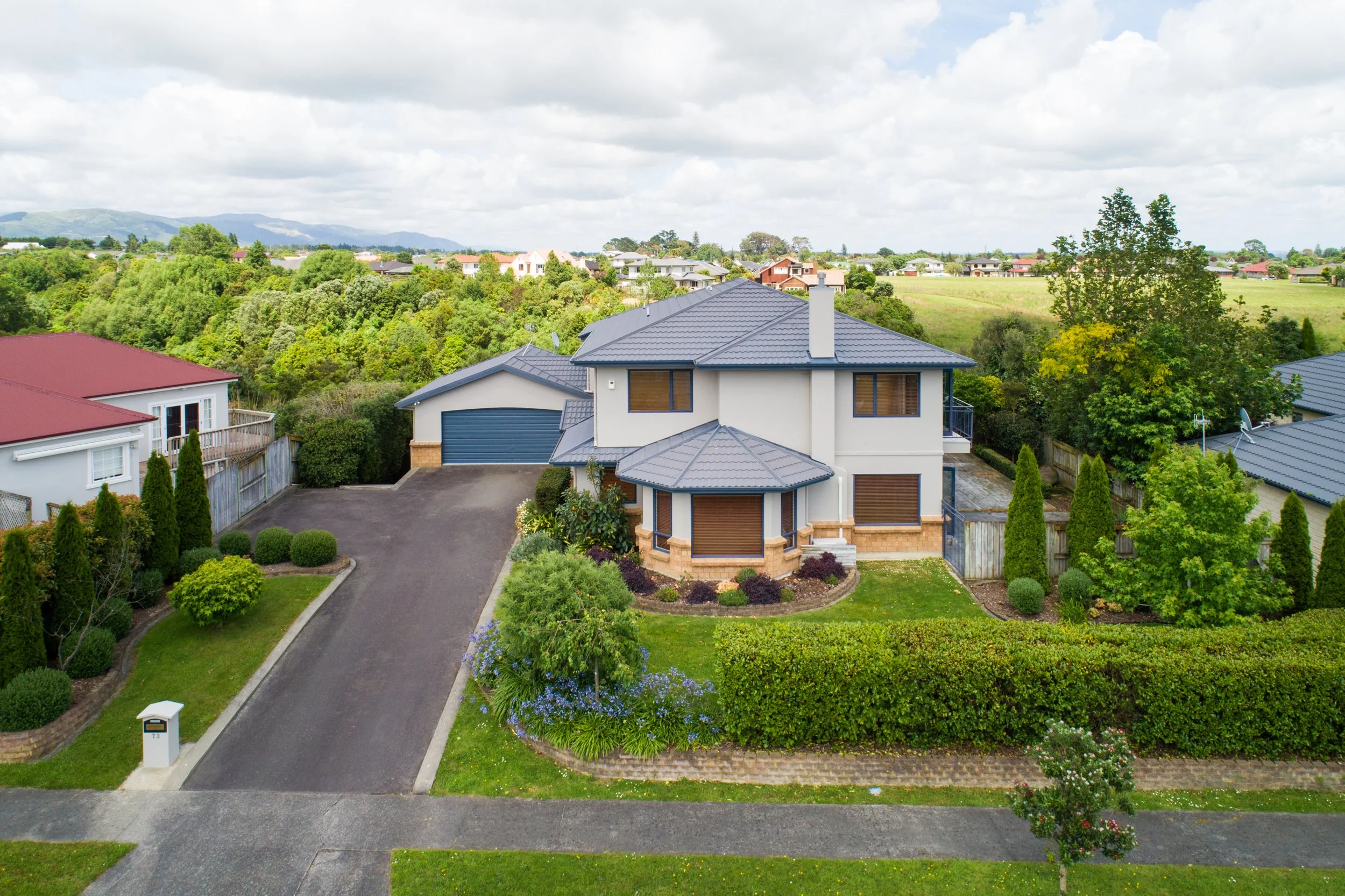 73 Cashmere Drive-3.jpg