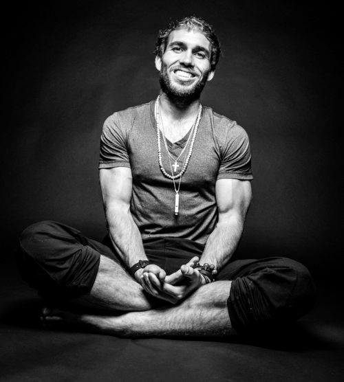Travis Brewer is a fitness ninja and entrepreneur on a mission to spread positive energy through movement. His dedication to movement has led him to become a finalist on the hit TV Show American Ninja Warrior on NBC, perform on the TV Show Shark Tank on ABC, as well as a World Callisthenic.org Champion of the “Battle of the Bars” competition. He is certified as an instructor in Animal Flow, Arco Yoga Fitness, and was requested as featured parkour instructor on The Tim Ferris Experiment by Tim himself. Beyond teaching, Travis enjoys motivational speaking and performing acrobatics. He has been invited to speak on popular health and fitness podcasts, performed at the largest fitness expos in the world, at the halftime show of an NBA game, and the circus group Luccent Dossier. Travis’ other great passion is philanthropy and inspiring others to move toward their passion. He is a leading expert on the new Deepak Chopra app, JIYO; a personal wellbeing companion. Travis is sponsored by the superfood company Sunwarrior as well as Parsley Health, a groundbreaking new medical practice. He is also the founder of his own motivational lifestyle brand Pimovement.ninja which helps raise money and awareness for fitness parks and playgrounds around the world. Join him on his journey!
