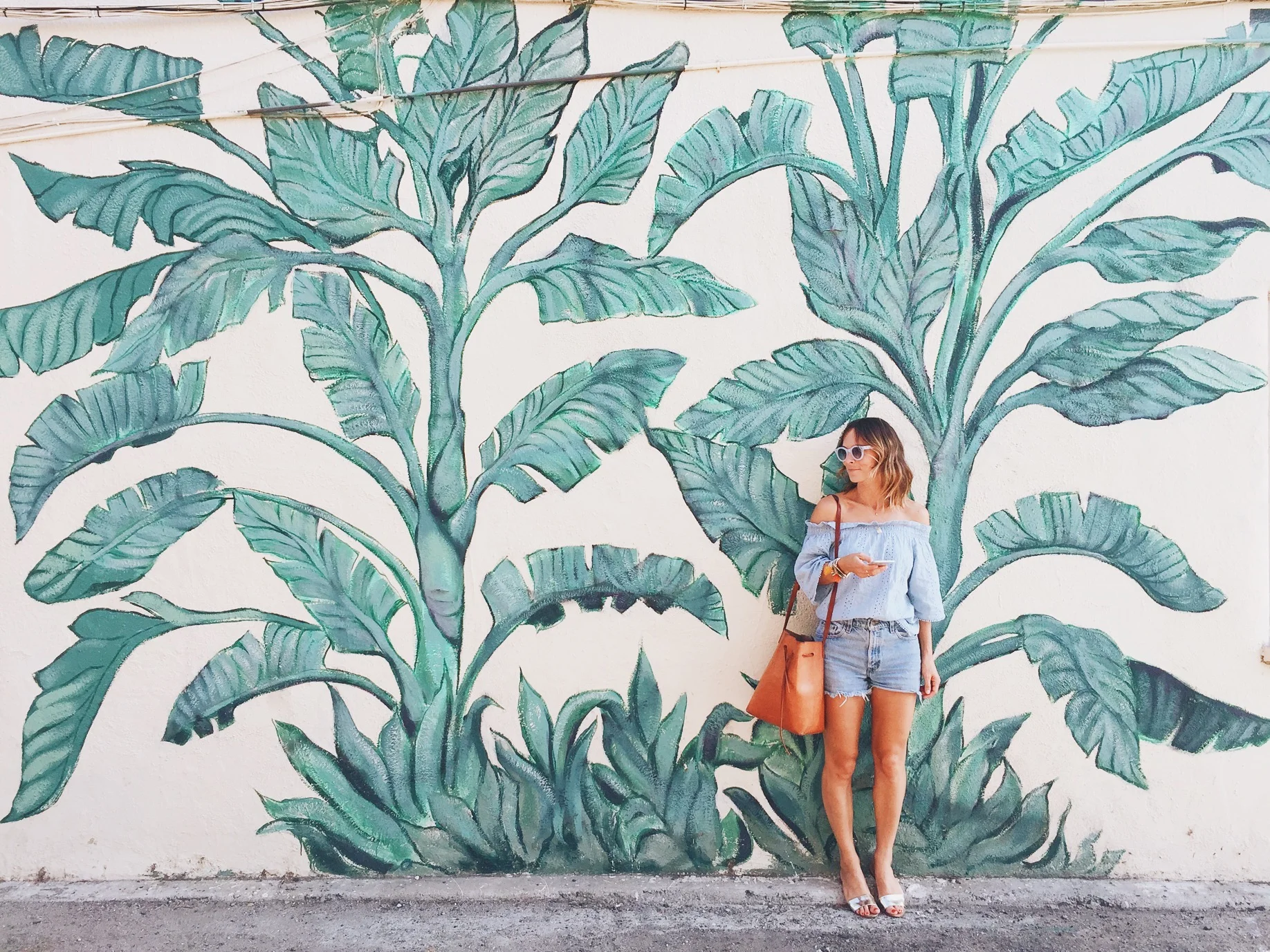 The Far & Near Travel Guide to Los Angeles