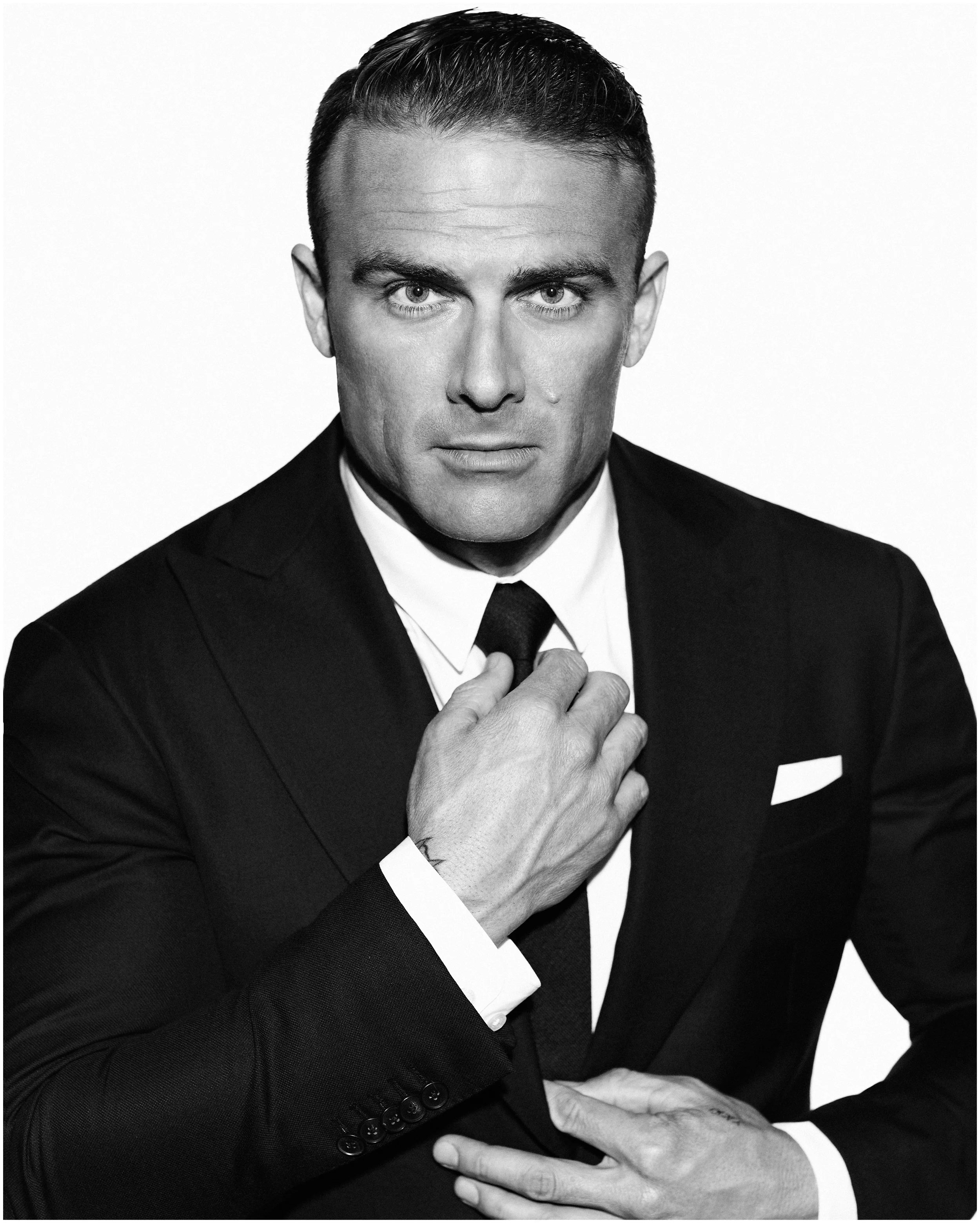TVGuide_131202_TheCommando_40218V2.jpg