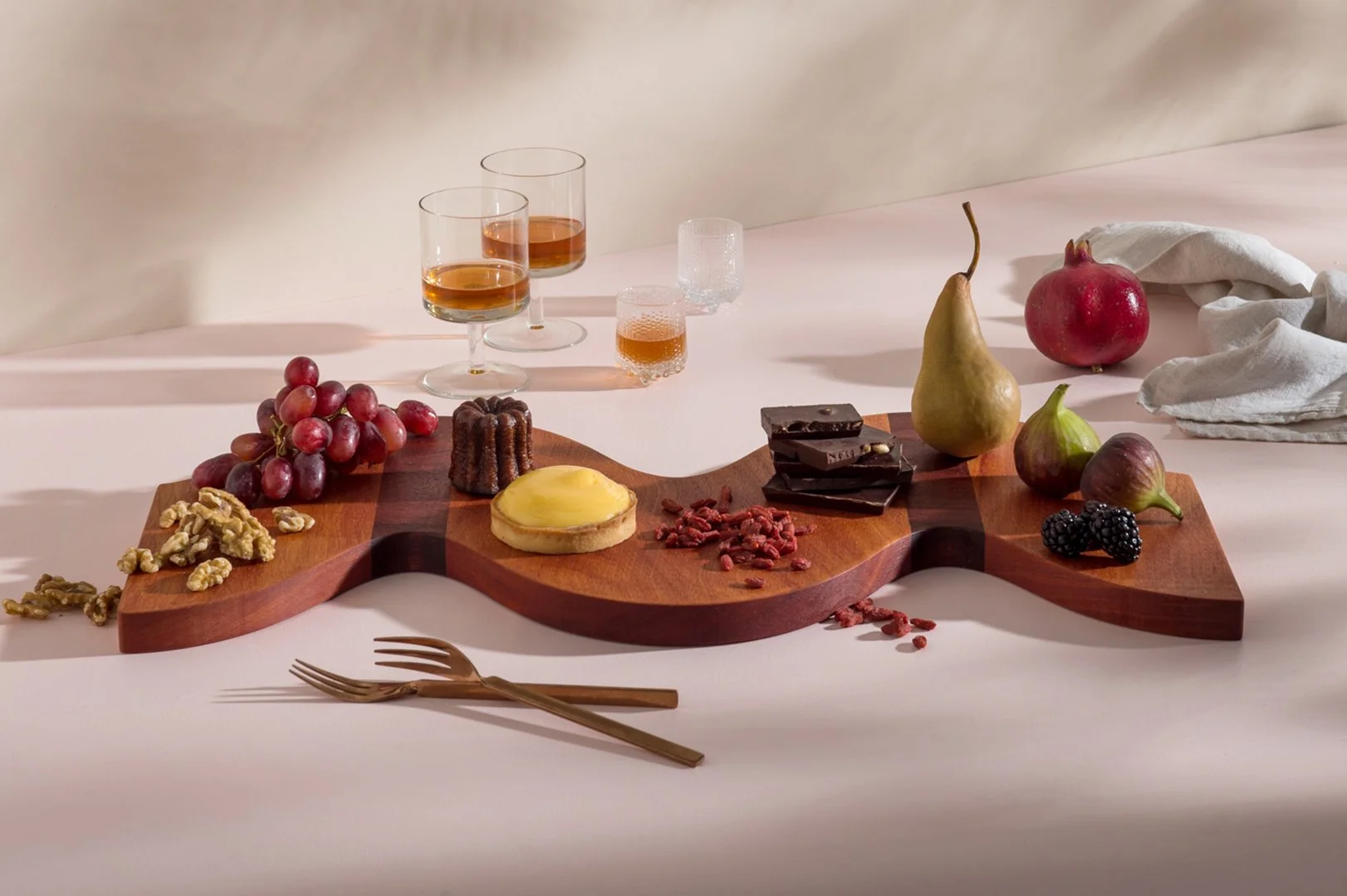 Squiggle Serving Board Jarrah and Mahogany_lifestyle.jpg