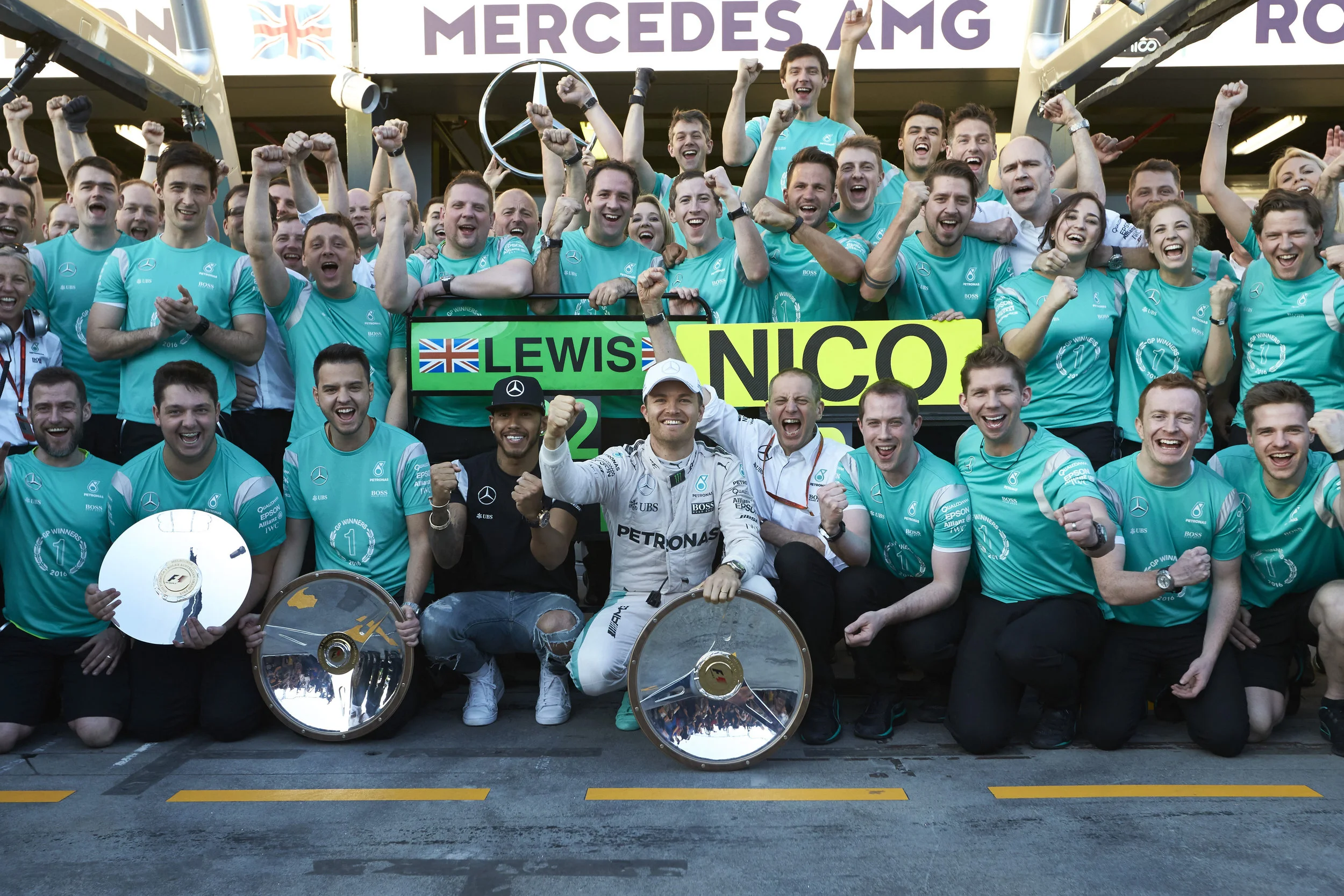 Nico wins, Hamilton second at Albert Park (Pic: Mercedes)