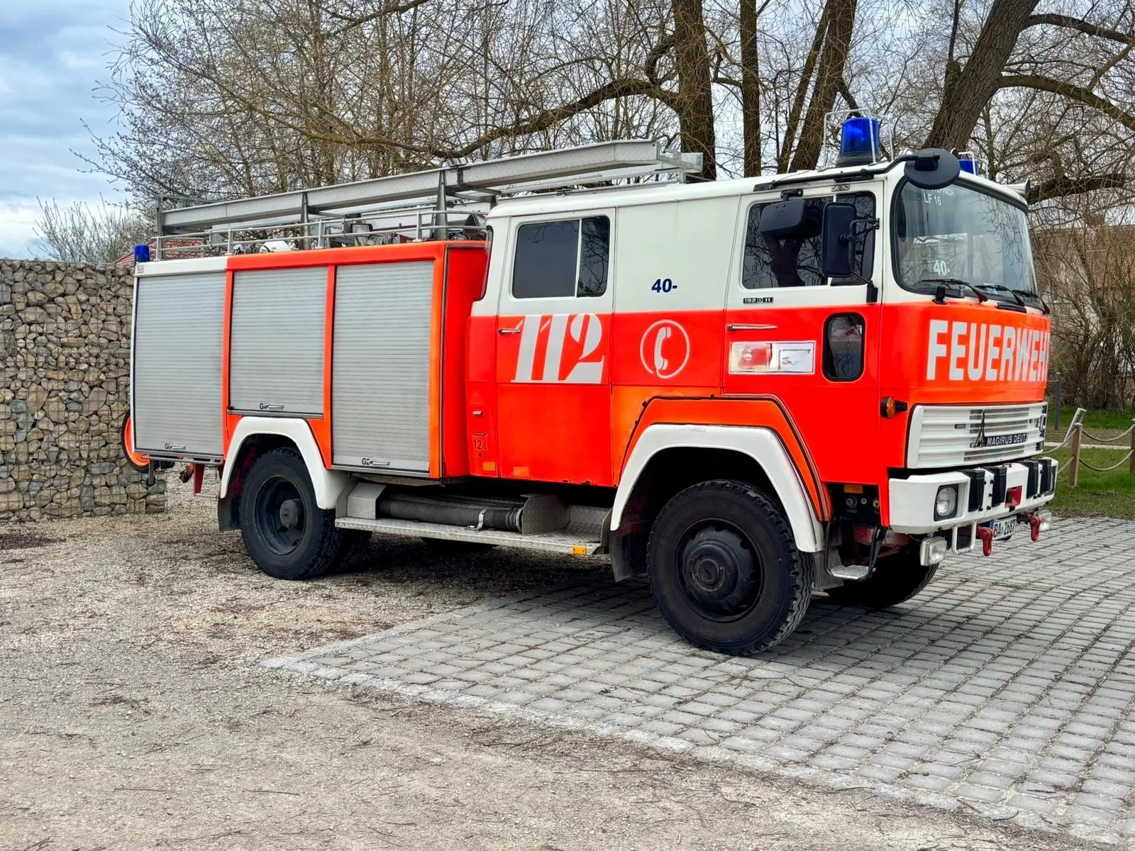 KYWR6585a.JPG