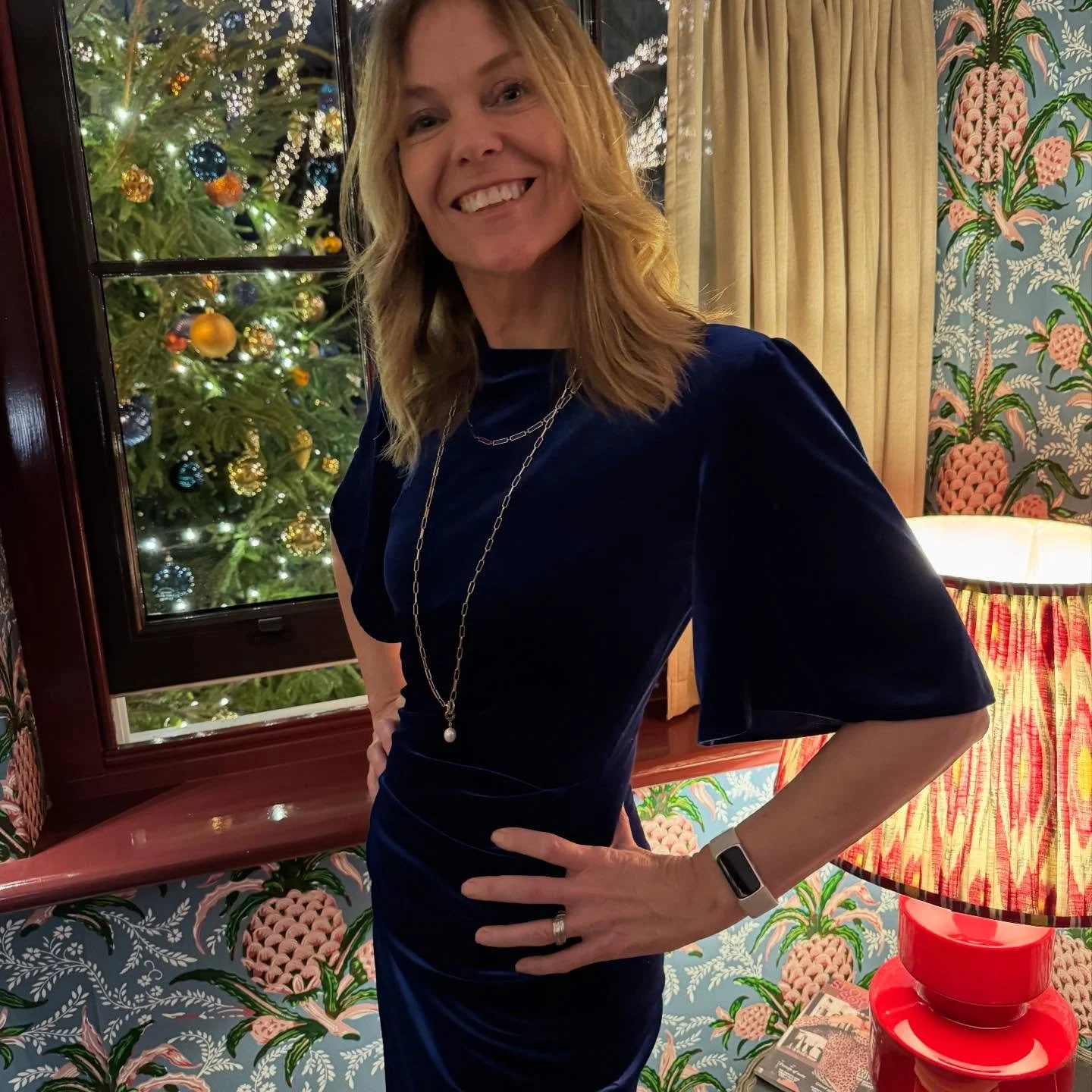 And then as if a @hellomag party wasn&rsquo;t spoiling enough, we popped to @beaverbrooktownhouse for a mocktail and some sushi. The evening ended perfectly when we spotted a couple of Chelsea Pensioners on a night out!  #christmastreats #christmas #