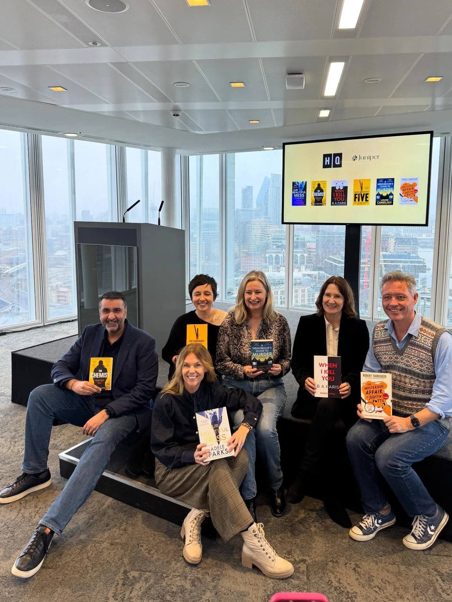 Just had such a fun morning @hqstories with my fellow crime/thriller/suspense writers! What a lovely bunch, how do we come up with such grisly thoughts?! Neighbour sex scandal, drug deals, bodies on the track, stalkers, &ldquo;always a death in chapt