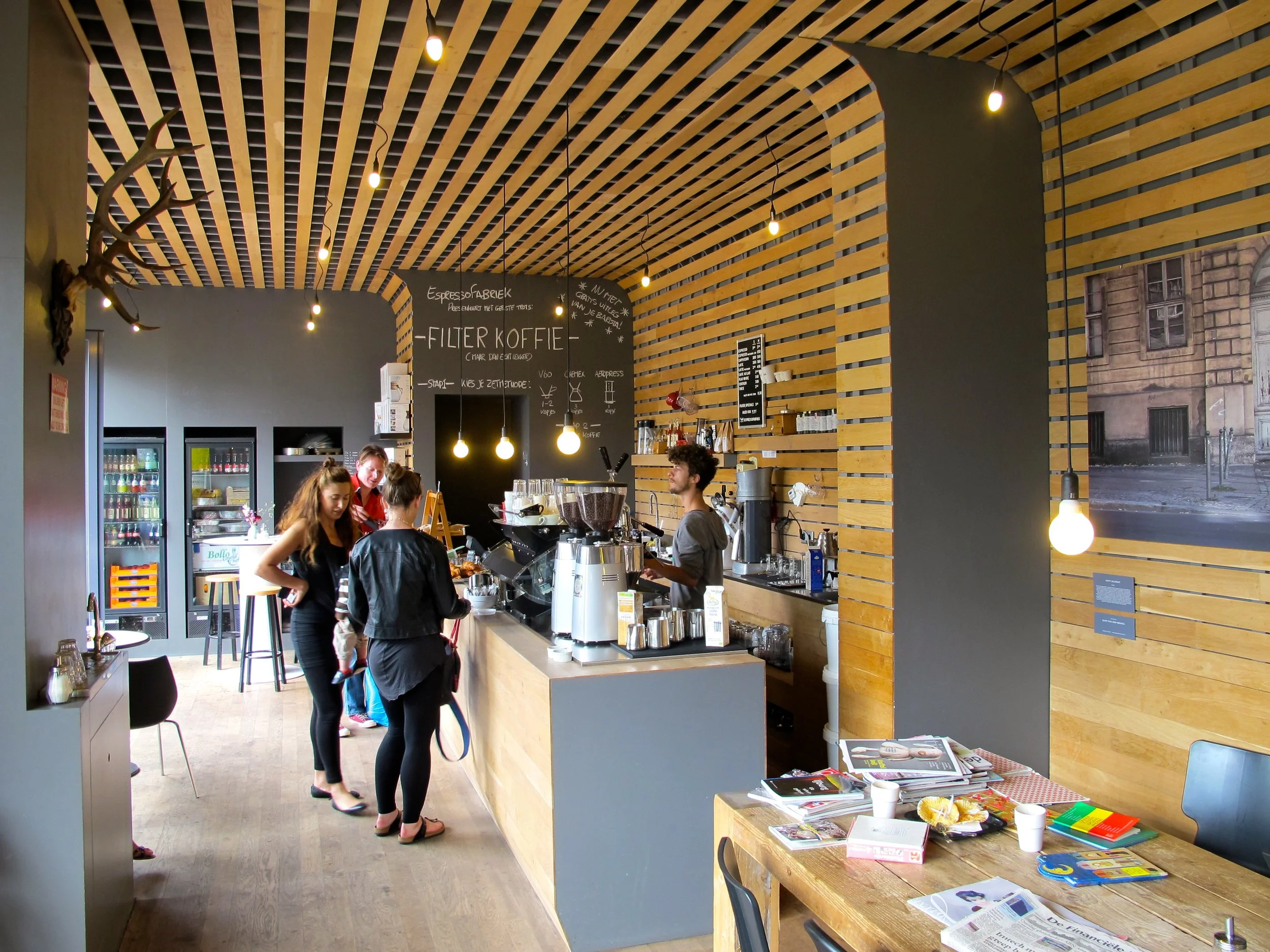 De hippe Espressofabriek heeft een tweede locatie geopend op IJburg