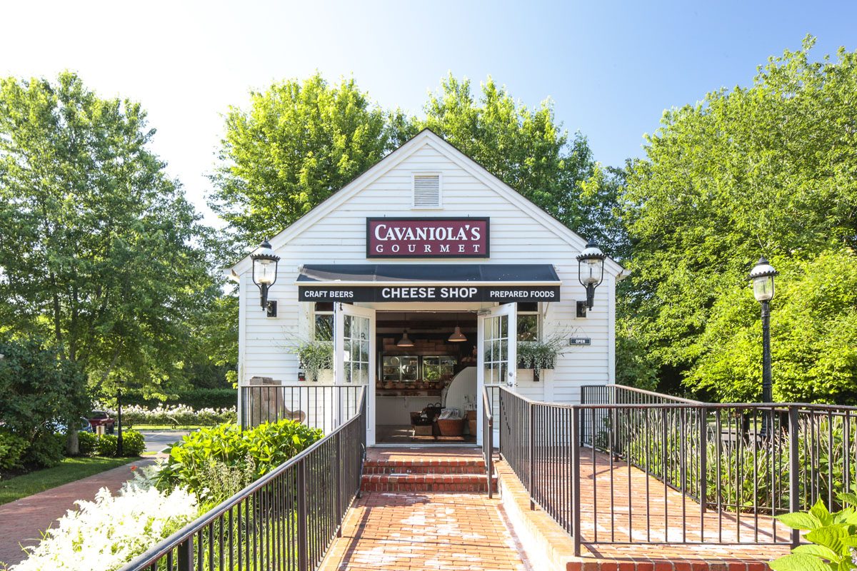 Hamptons_Amagansett_Square_Cavaniolas_Cheese_Shop_10.jpg