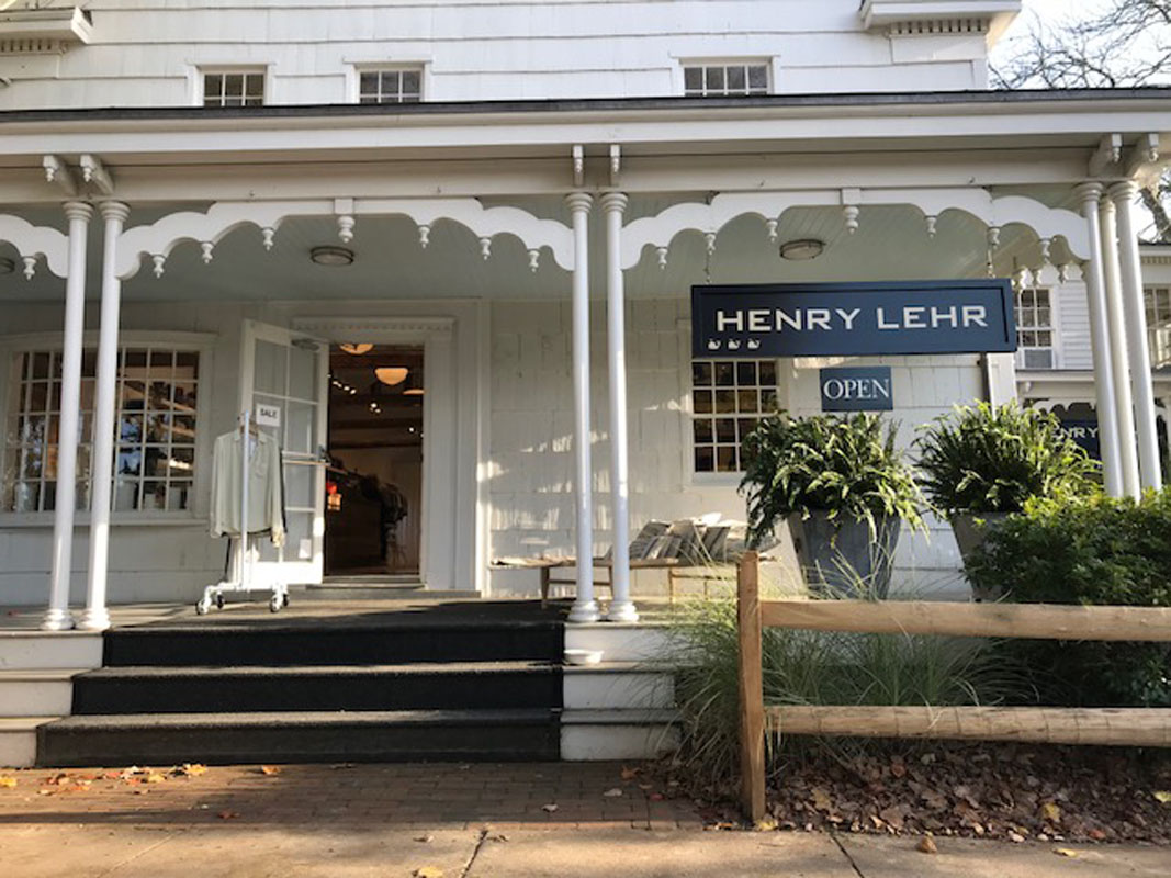 Hamptons_Amagansett_Square_Henry_Lehr_Womens_02.jpg