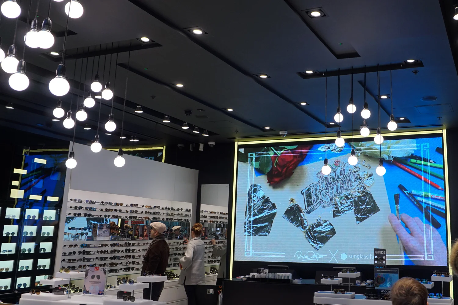 Sunglass Hut 10.jpg
