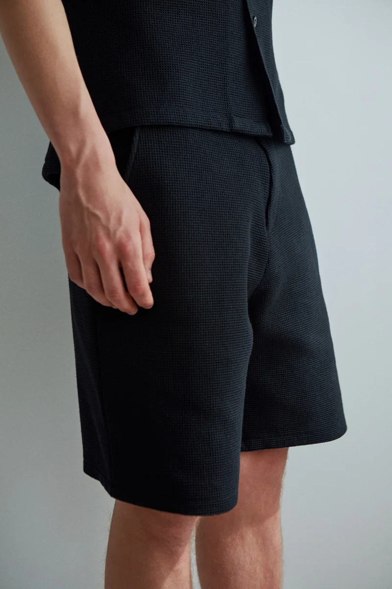 Ashley Marc Hovelle Waffle shorts black 0111 final.jpg