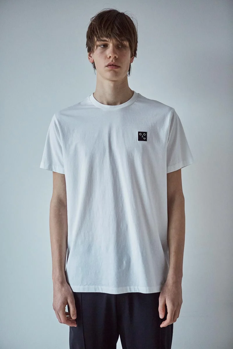 ashleymarchovelle Emotion face badge white t-shirt