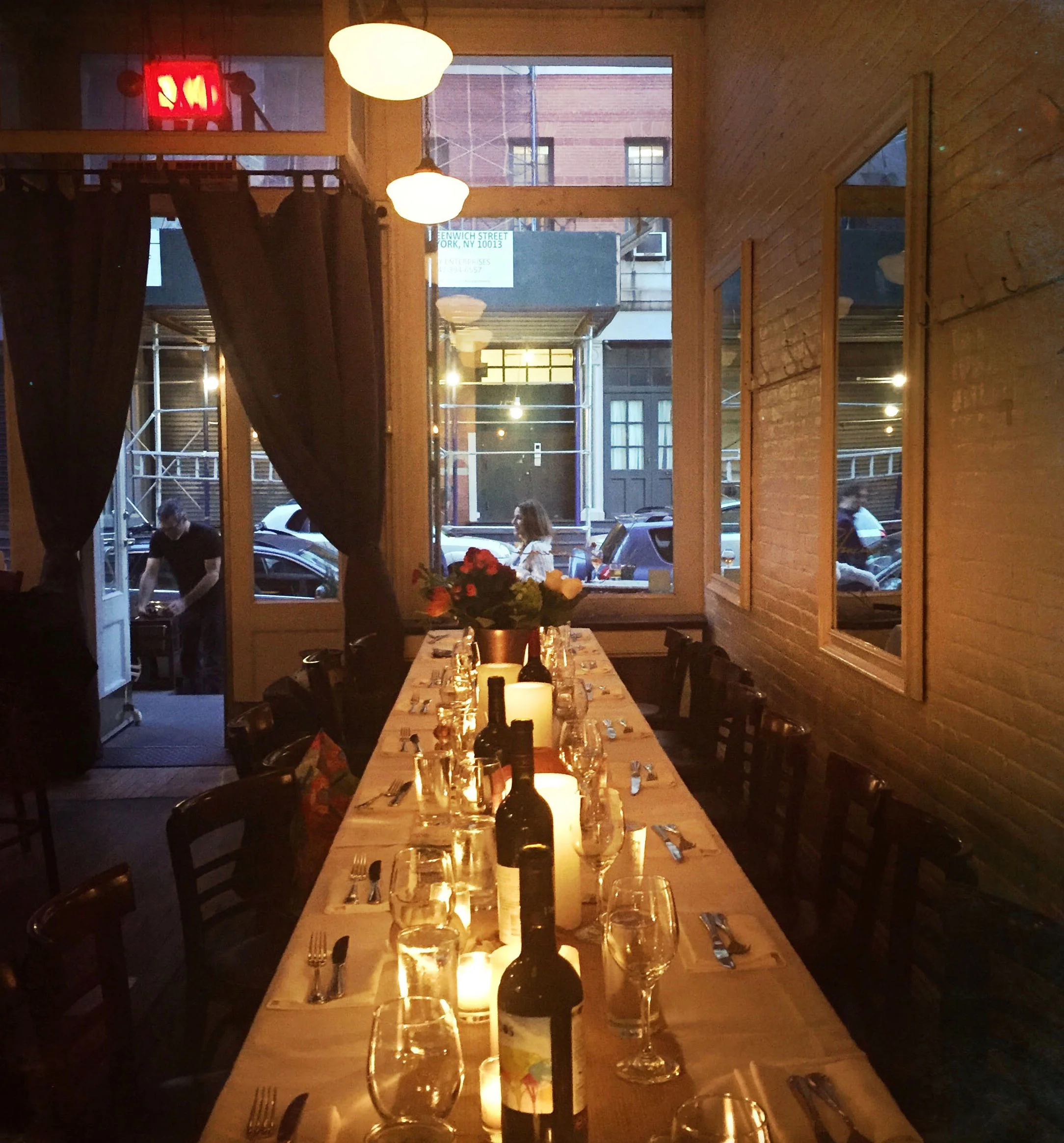 partytable.jpg