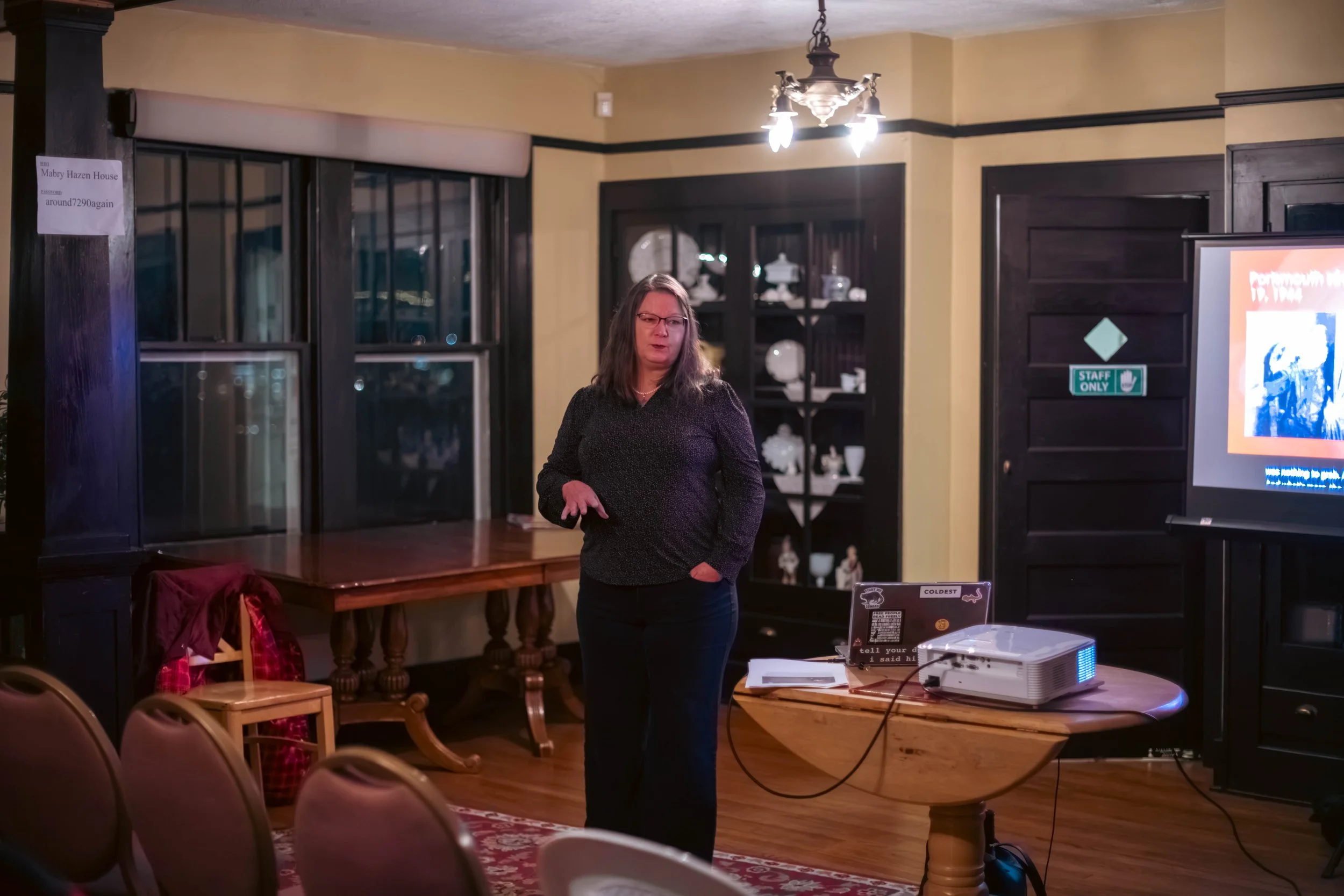 TarynFerro_MabryHazen_Seance_25-347.jpg