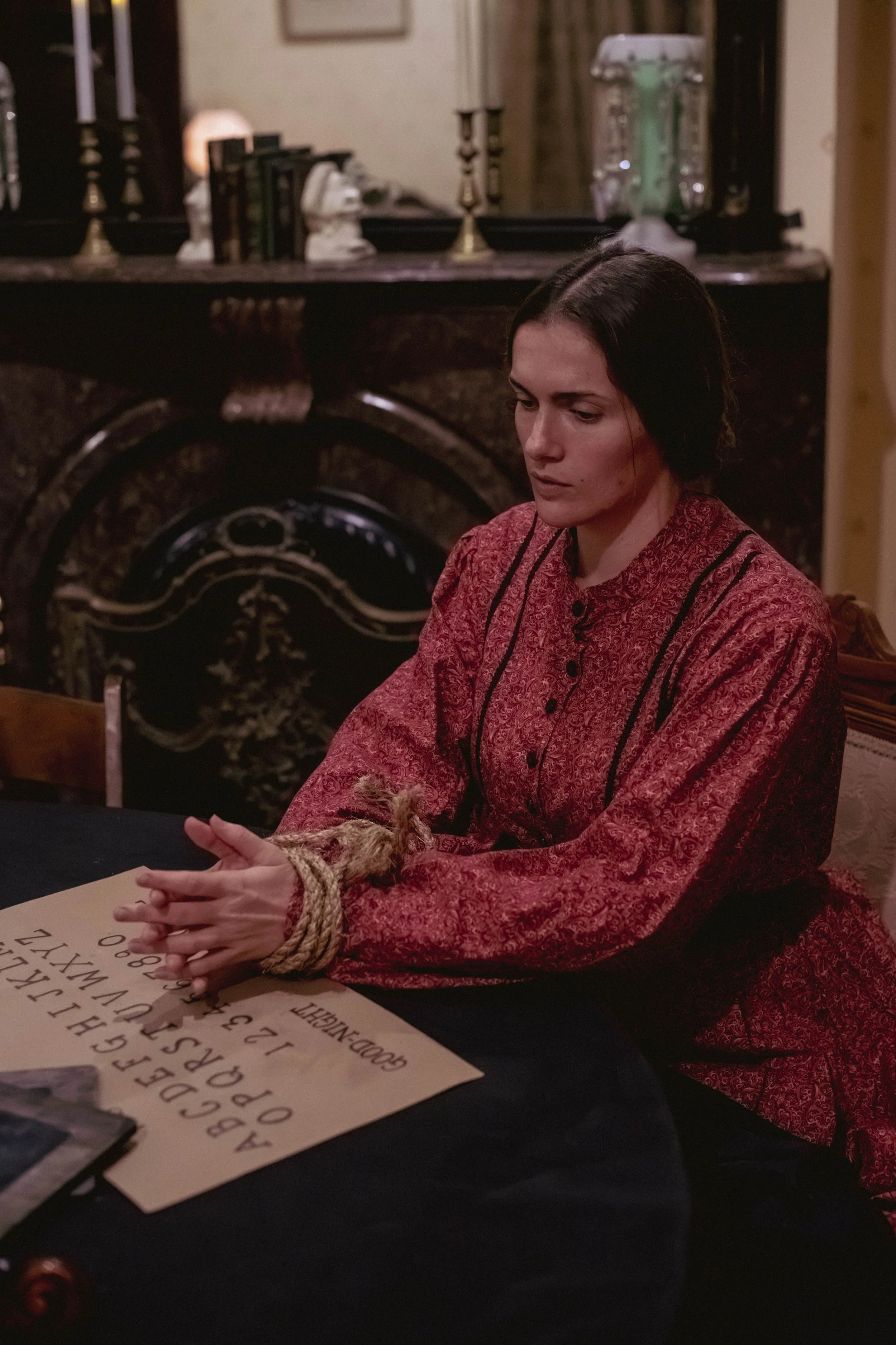 TarynFerro_MabryHazen_Seance_25-287.jpg